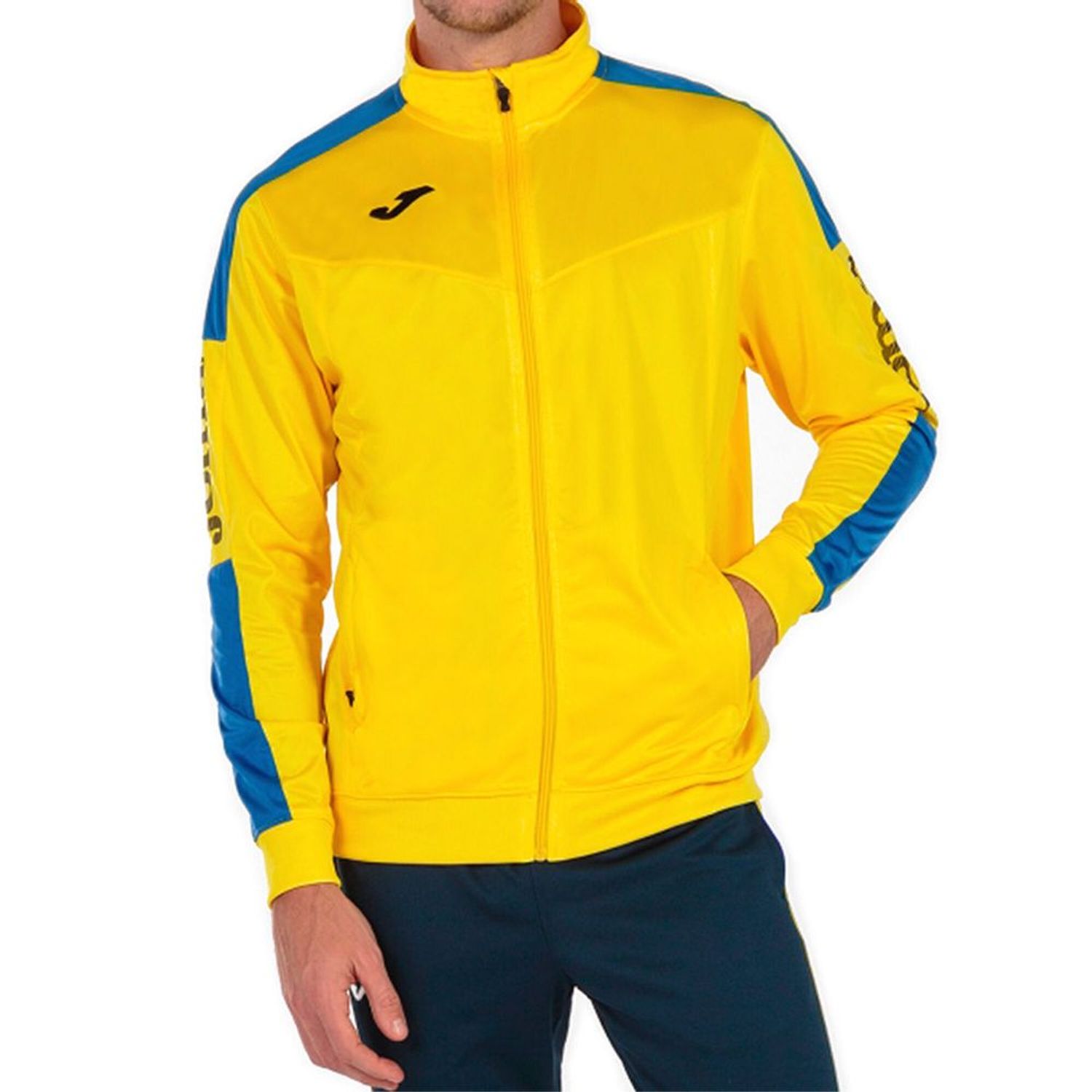 Chollo! Chaqueta deportiva para hombre JOMA por sólo 11€ (PVP 24€)