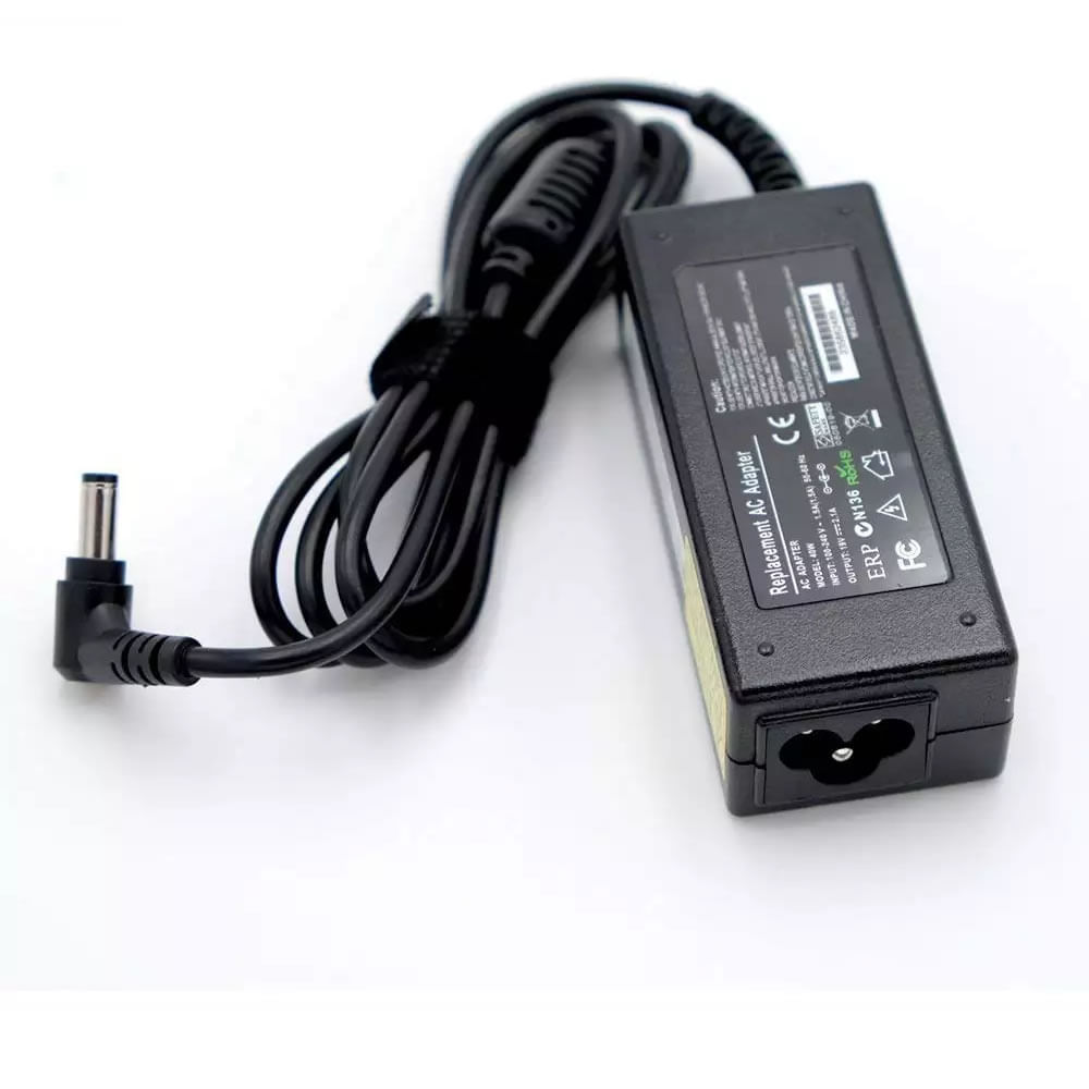 Cargador Genérico Toshiba 19v 2.37a 5.5 X 2.5mm 45w