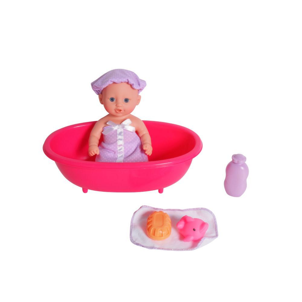 muñeca con bañera