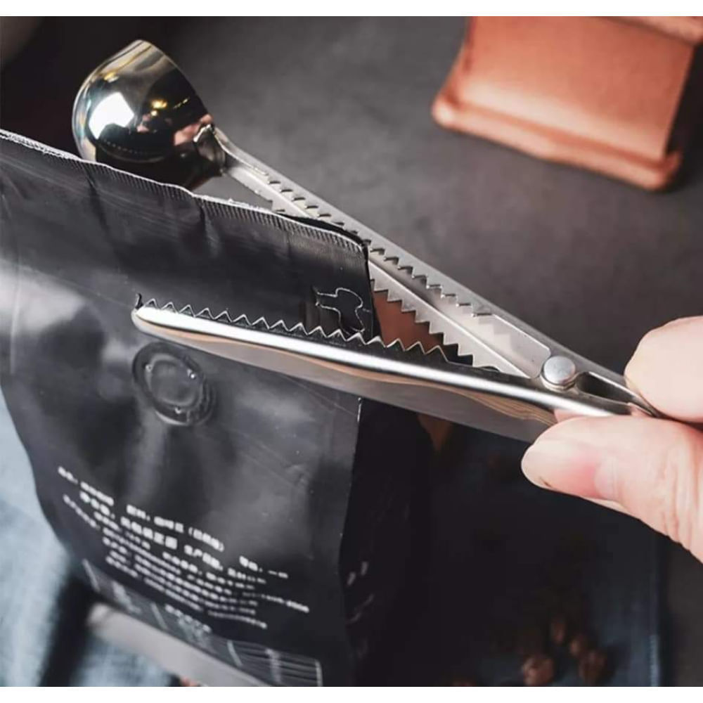 Cuchara medidora para café con CLIP
