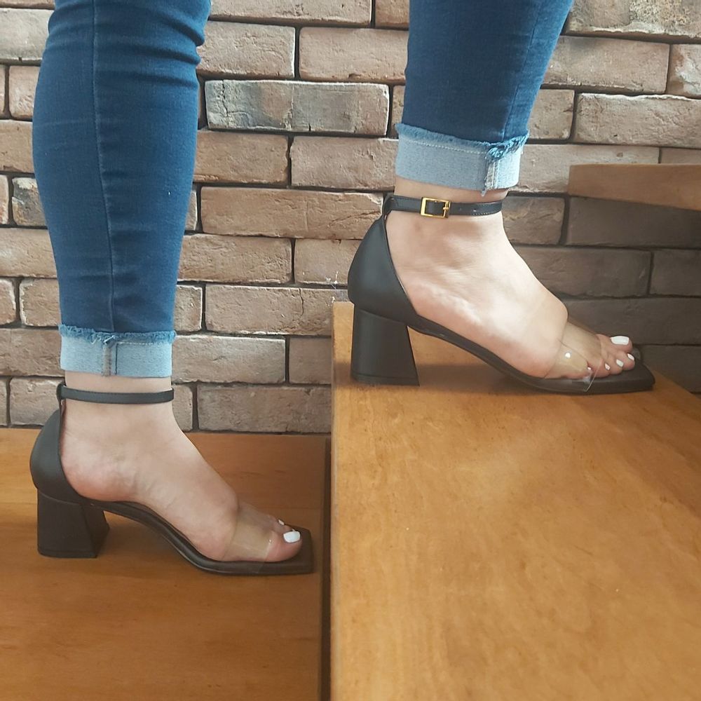 Alba flores online sandalias