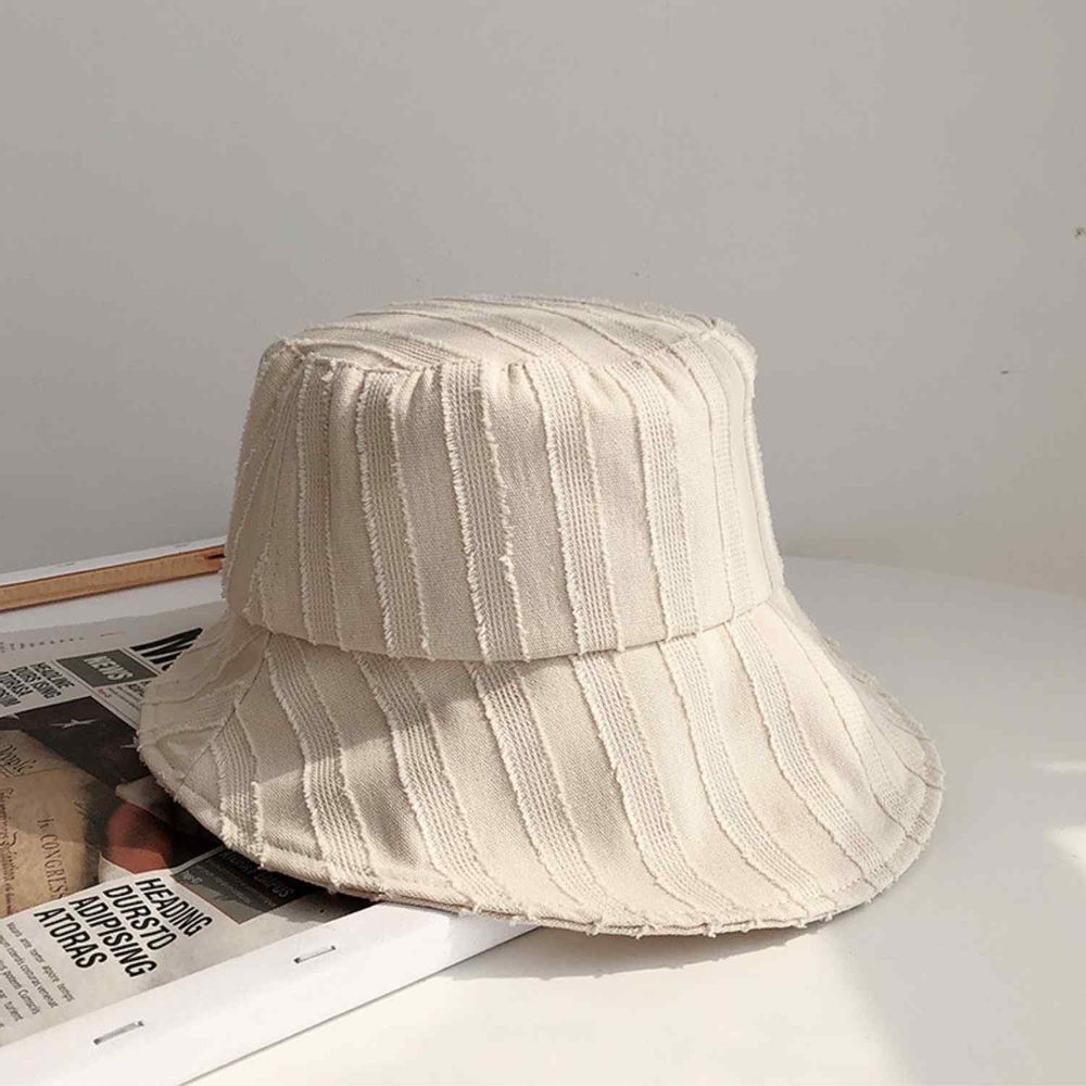 Bucket Hat Fei Fei Regina Blanco