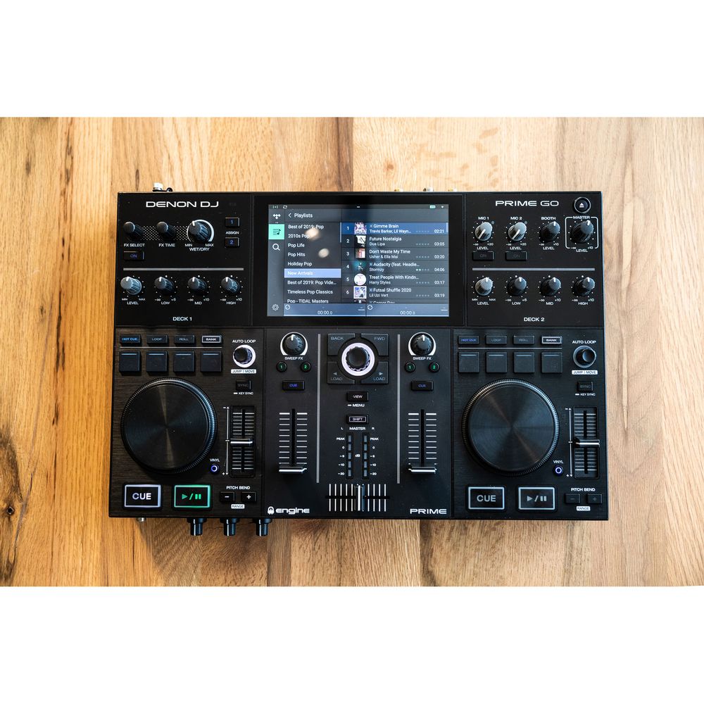  Denon DJ PRIME GO - Set de DJ portátil / consola inteligente de  DJ con 2 plataformas, transmisión WIFI, pantalla táctil HD de 7 pulgadas y  batería recargable : Instrumentos Musicales