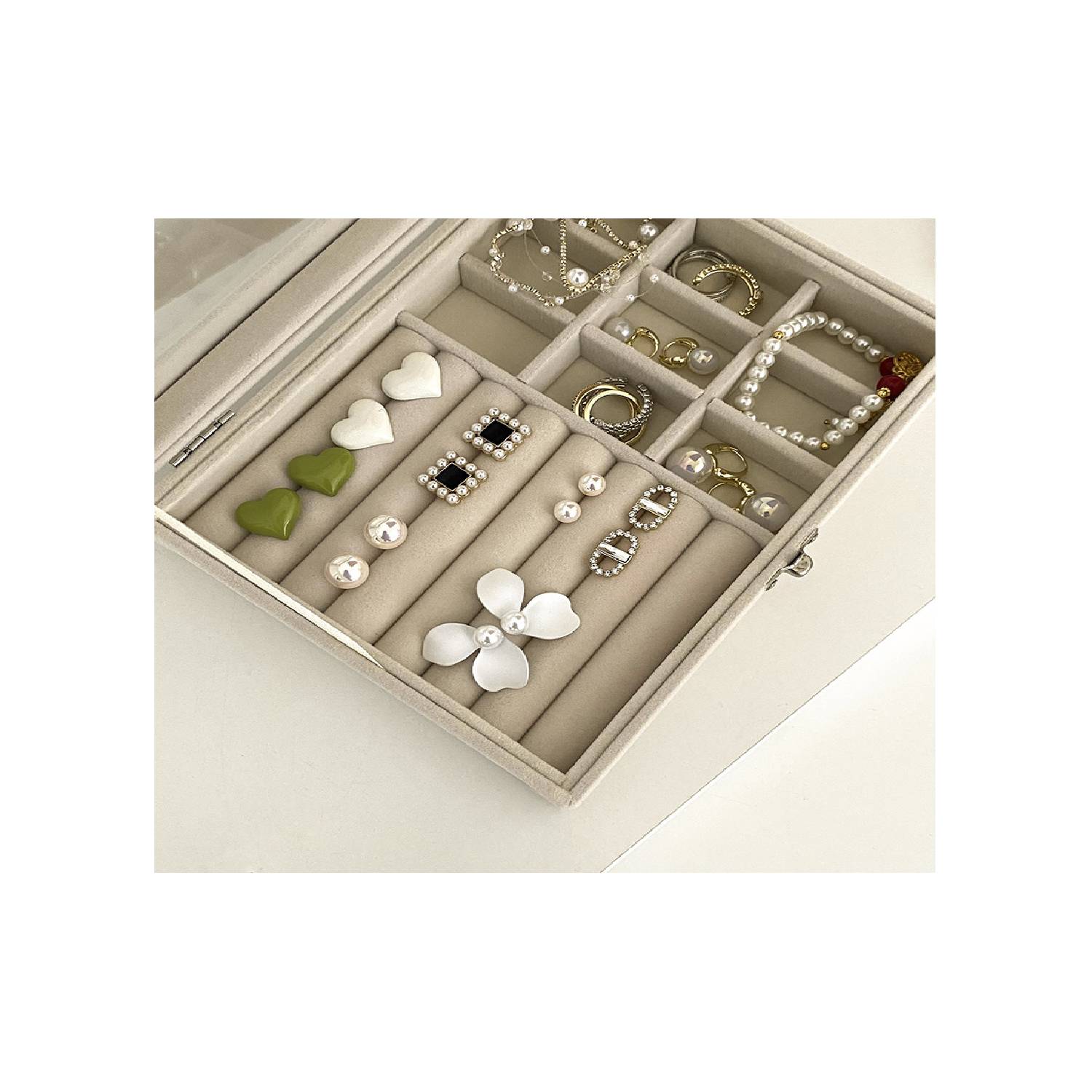Joyero Cofre Caja Organizadora de Anillos Aretes Pendientes y Joyas color Beige