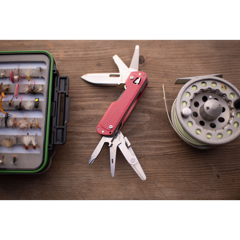 Multiherramienta Leatherman Free T4 de Bolsillo Acero Inoxidable