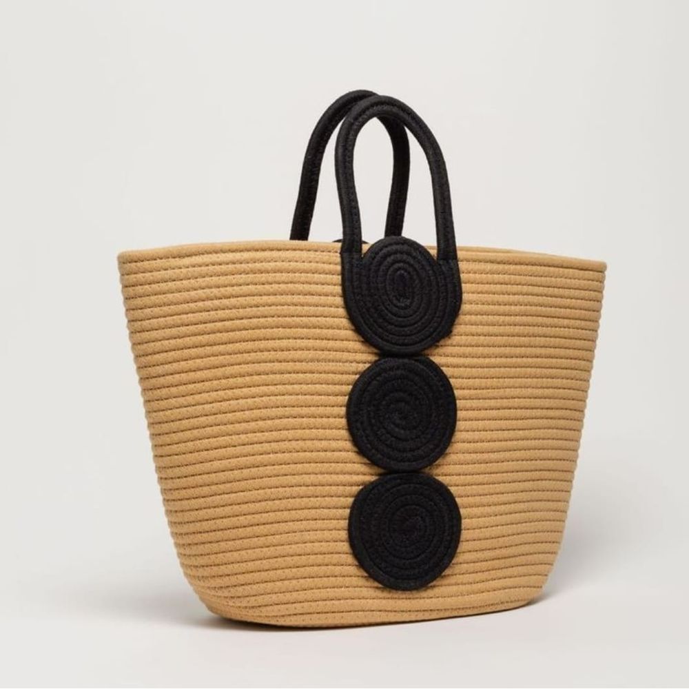 Cartera Elegante PUNTO & ARTE modelo Cindy