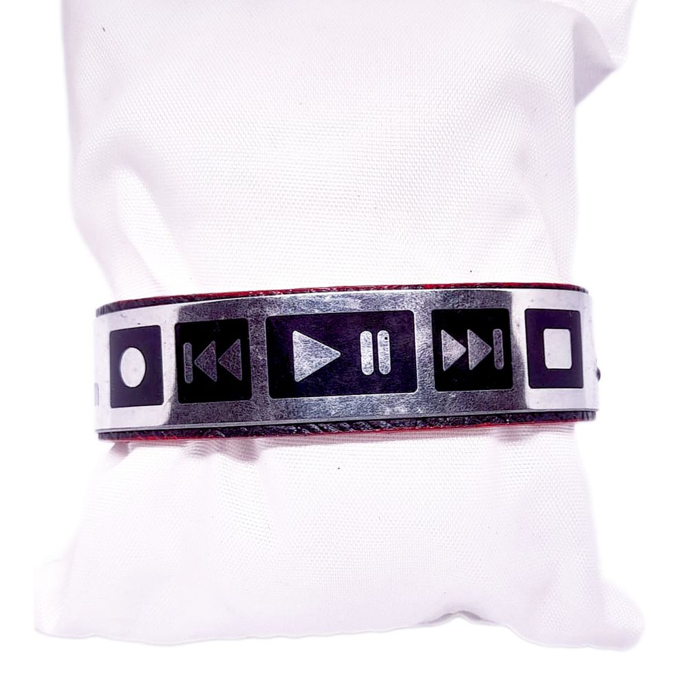 Puñera de Hombre Cuero de Acero Musica 2 Marialu Creaciones