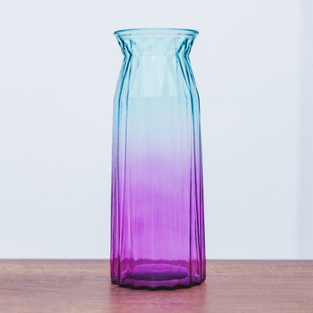 Florero de Vidrio Bicolor Celeste/Fucsia 11 x 29.5 cm.