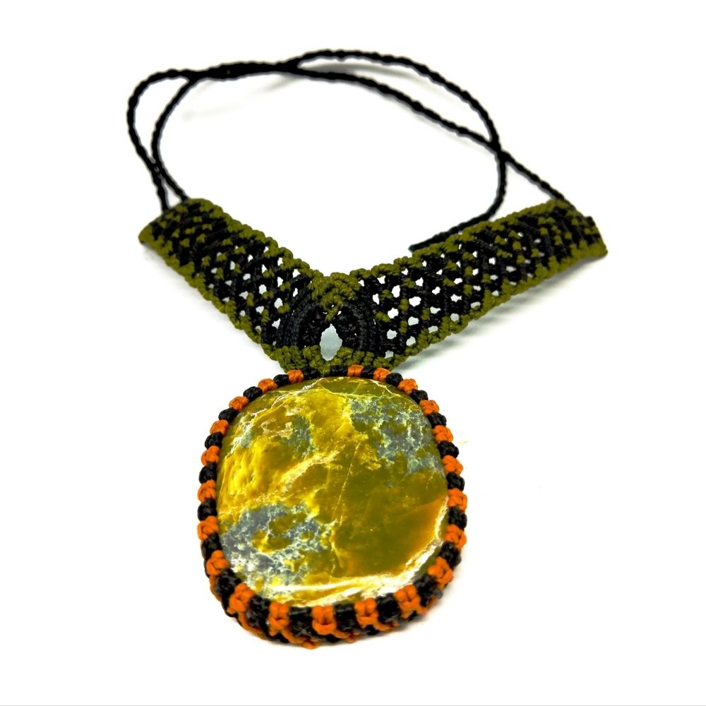 Collar de Macrame con Piedra Natural 1 Marialu Creaciones