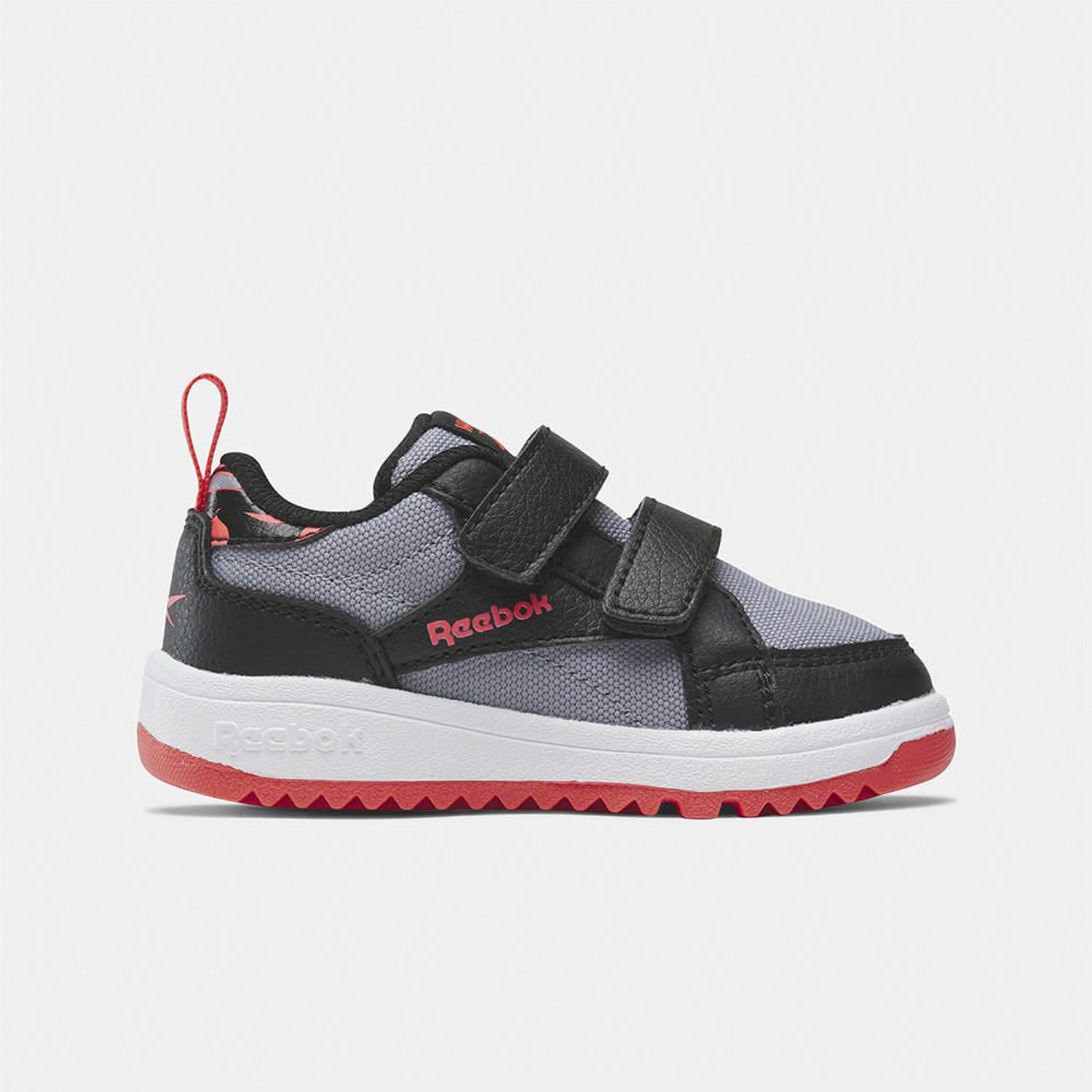 Zapatillas con velcro para niños, marca Reebok, en color negro. Talla 28  Color NEGRO