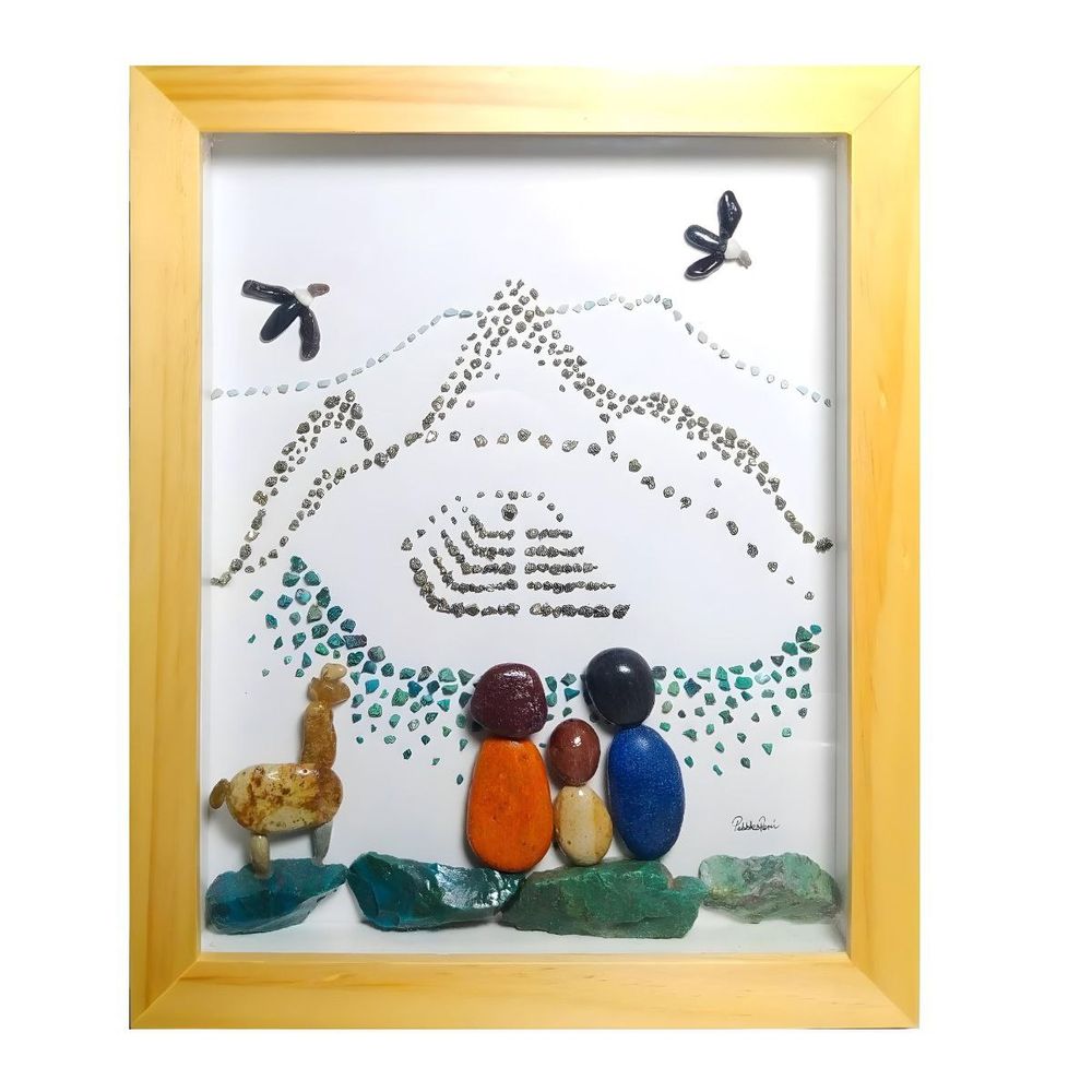 Cuadro Decorativo PebblesPeru de Familia Hecho con Guijarros.