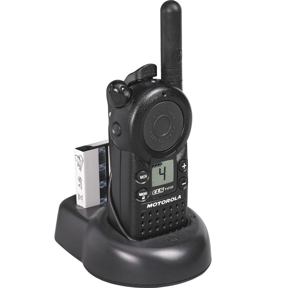 Radio de Dos Vías Motorola Cls1410 Uhf de 1 W Y 4 Canales