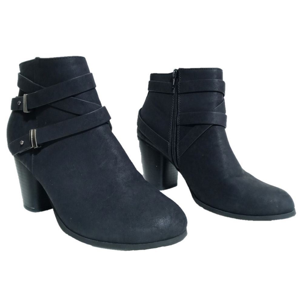 Botines Bondage Doble Broche Mujer Charlotte Russe Talla 42 Color Negro |  Oechsle