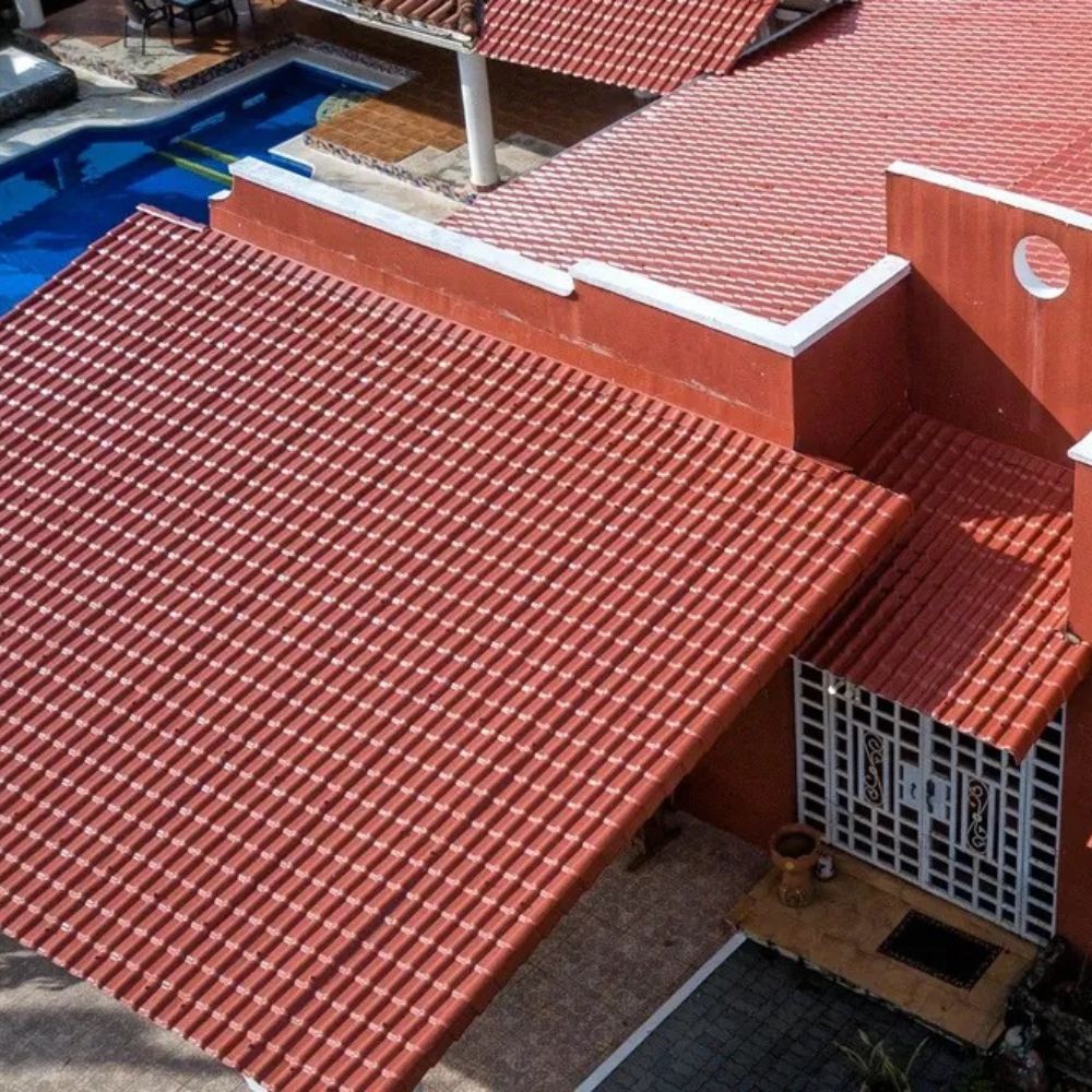 Teja Roja Termoacústica 2.3mm 1.31*0.72m Werken
