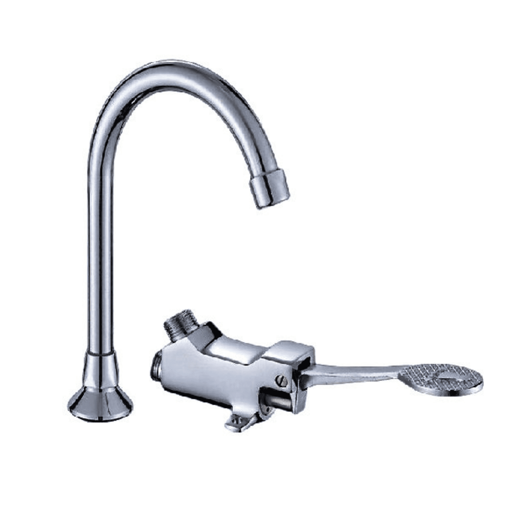 Llave de agua fría para Hospital con Pedal LC 25 CM Bronce Cromado.