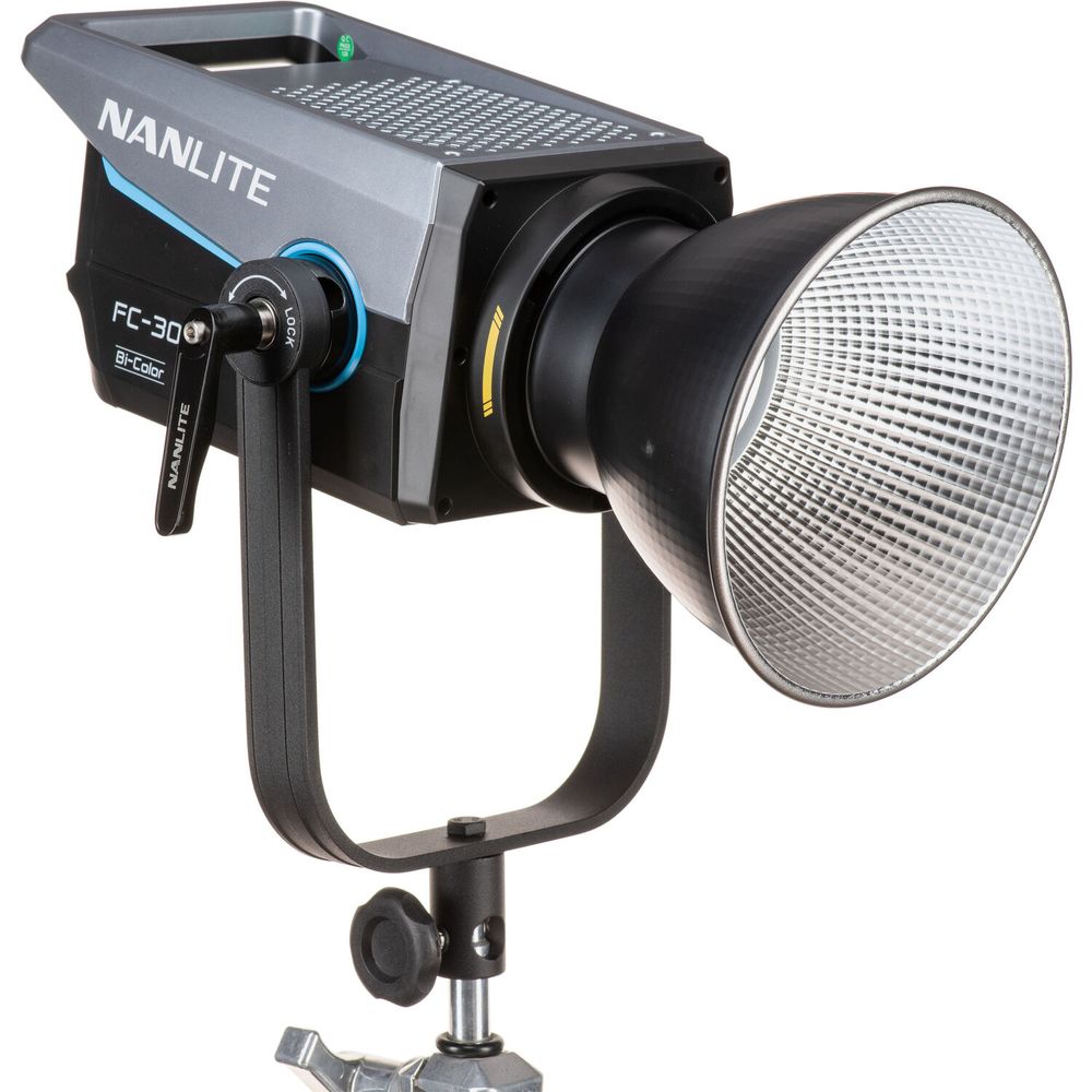 Foco Led Nanlite Fc300B Bi Color Spotlight