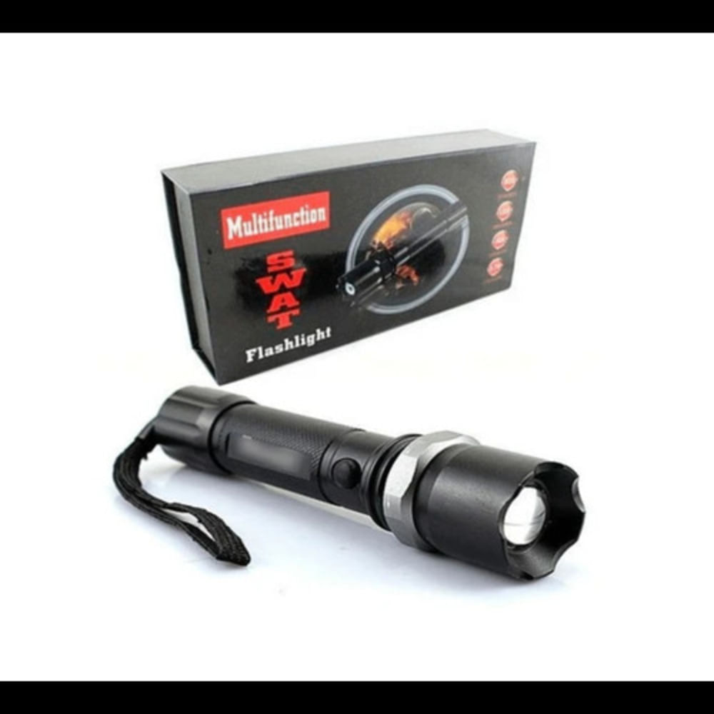 Potente Linterna Táctica SWAT 2000 LUMENES