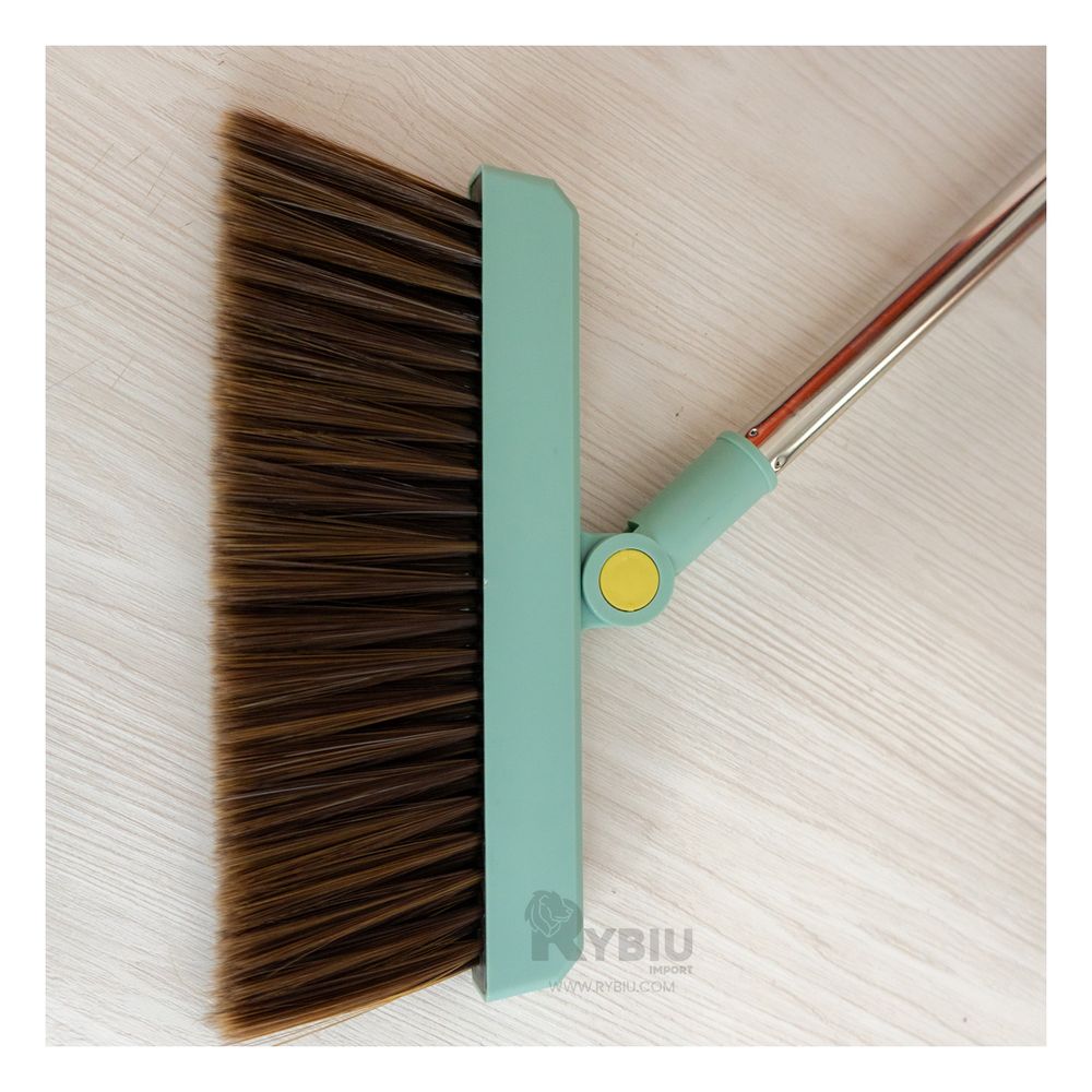 Escoba Util Multifuncional de Color Verde Y+Agendita