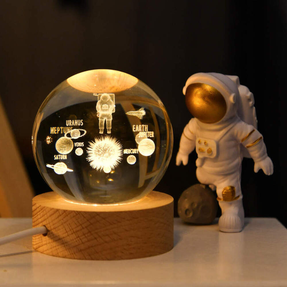 Lámpara 3D Esfera de Cristal 6cm Led Astronauta en el Sistema Solar con caja para pilas