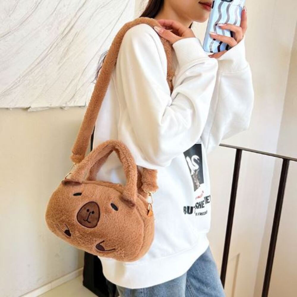 Cartera  y Morral  Capibara