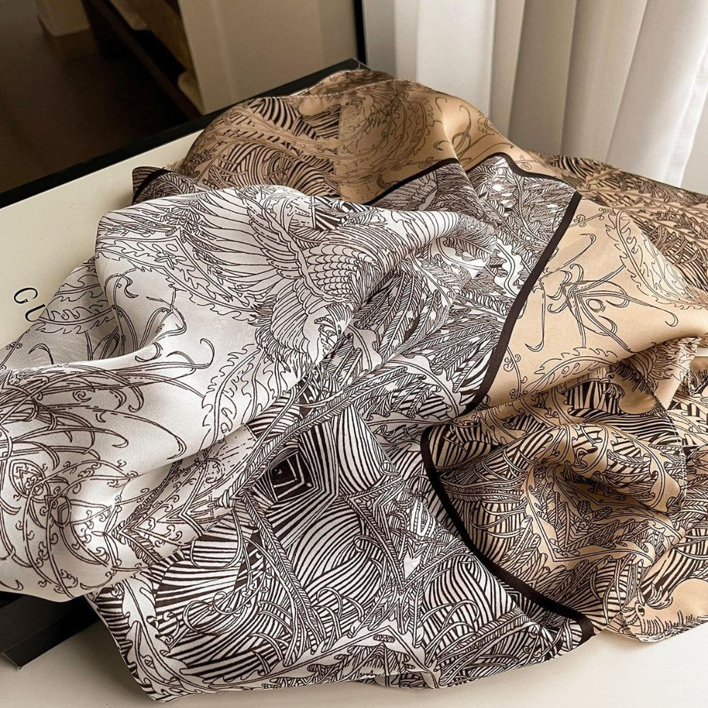 Pañoleta Bandana Pañuelo Bastet de 90x90cm