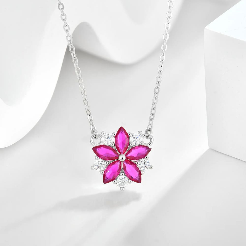 Collar Encanto Flor Rubí - Plata 925