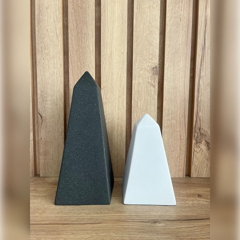 Adorno Juego de Obeliscos