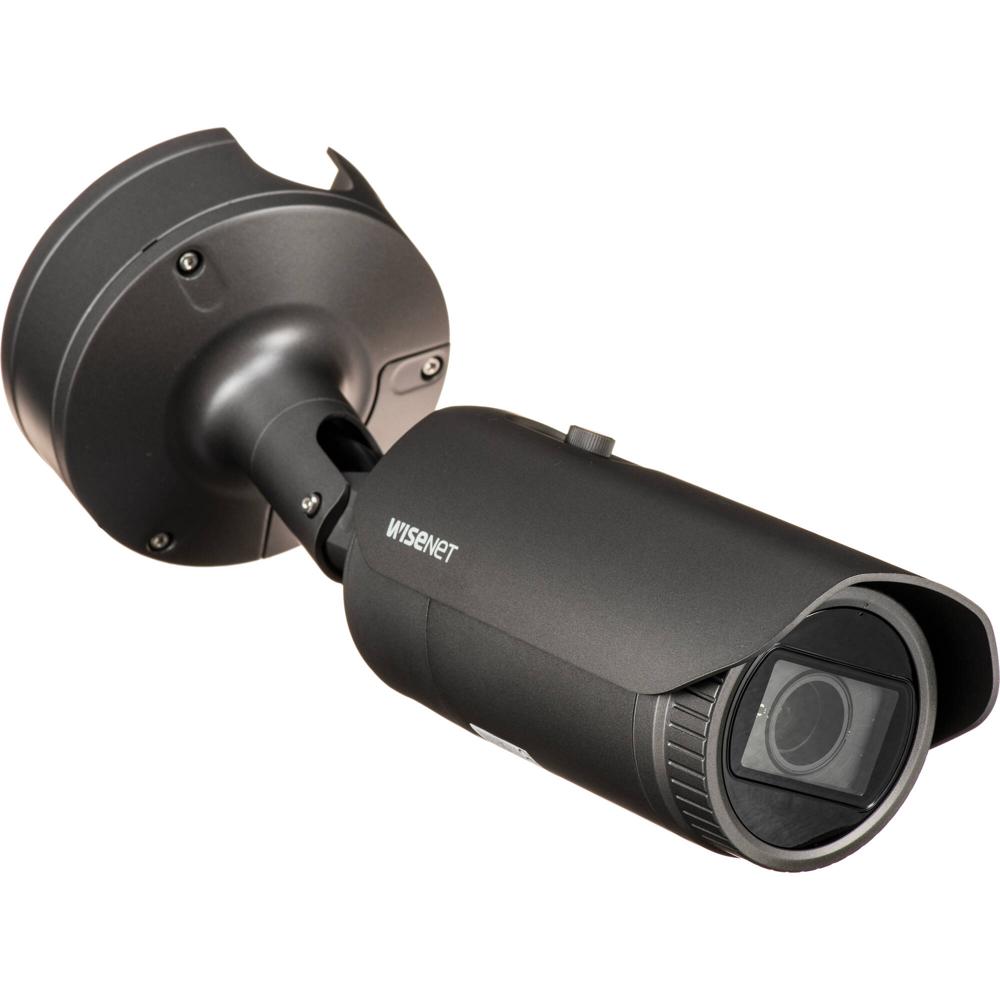 Cámara de Red Exterior Hanwha Vision PNO-A9081R 4K UHD con Zoom 2.2x y Visión Nocturna, Resolución 3
