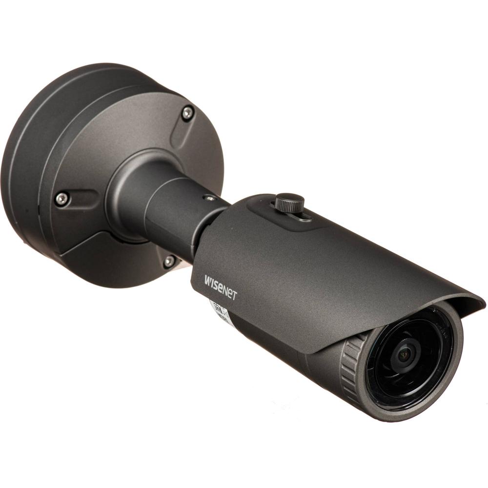 Cámara de Red Exterior Hanwha Vision WiseNet X Series 5MP con Lente de 3.7mm y Visión Nocturna