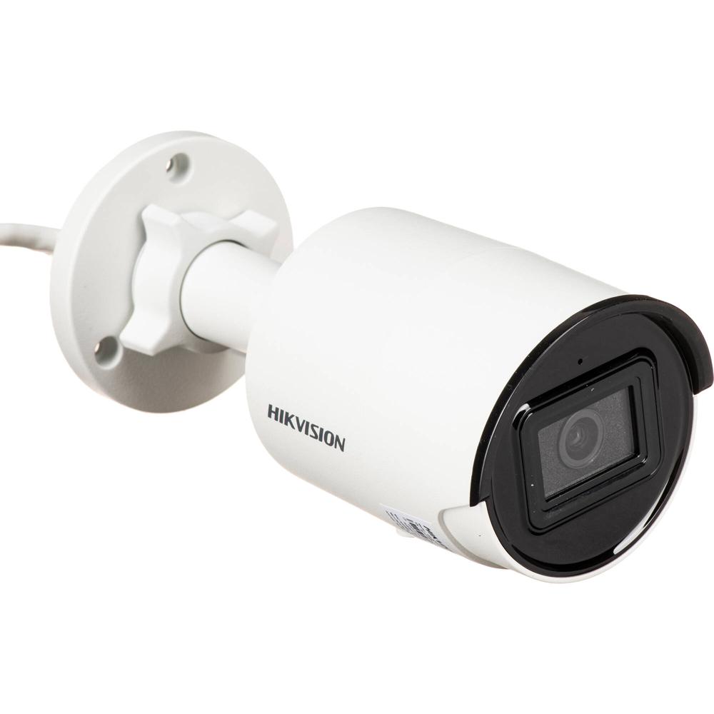 Cámara de Red Exterior Hikvision AcuSense DS-2CD2083G2-IU 8MP con Visión Nocturna, Lente de 4mm, Res