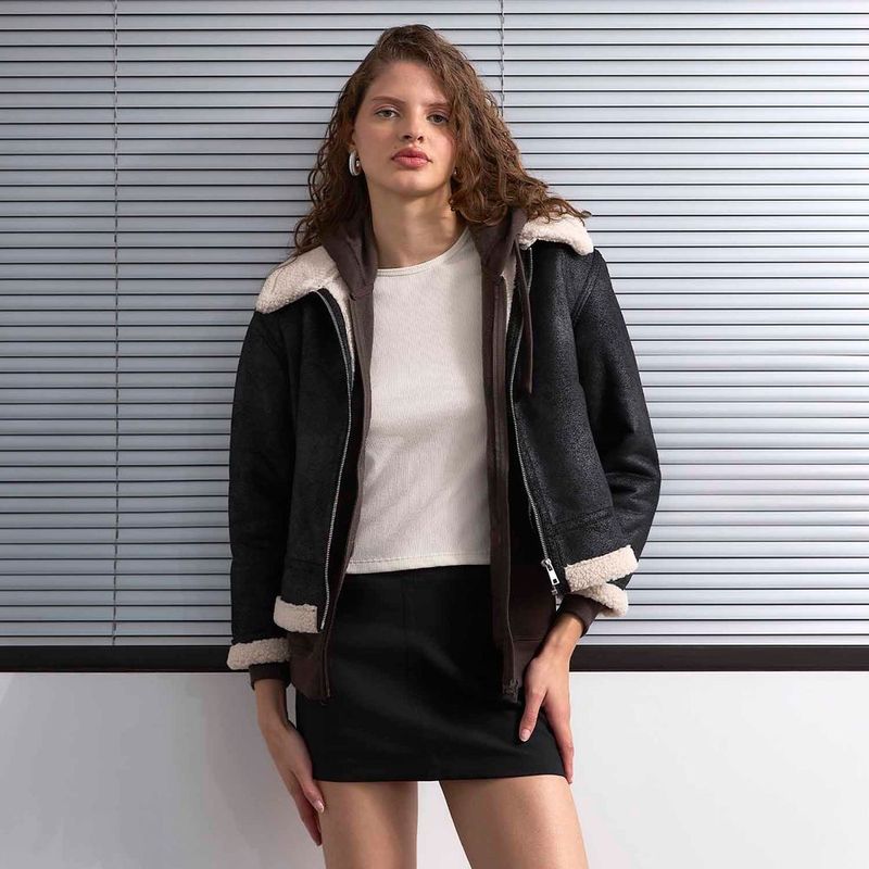 BOSS_BABE35.jpg