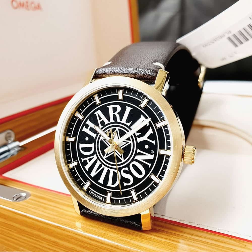 Reloj Bulova Harley Davidson 77A100 Edicion Limitada Acero Inoxidable Dorado Correa Cuero Marrón