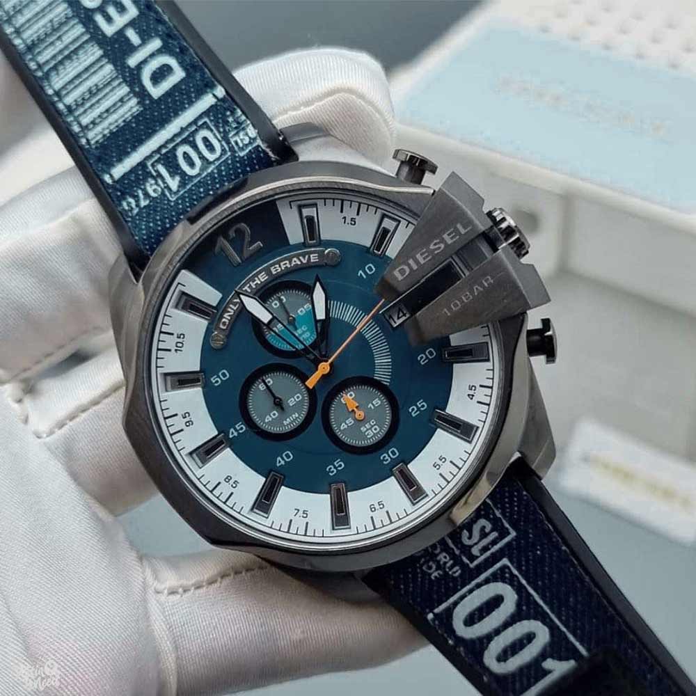 Reloj Diesel Mega Chief DZ4541 Fecha Cronometro Acero Inoxidable Gunmetal Correa Silicona Dial Azul