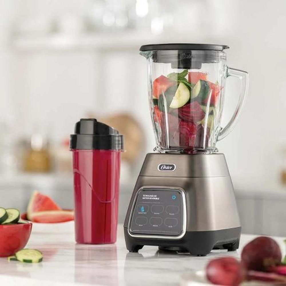 Licuadora Oster 15L con Tecnología Reversible + Vaso BLSTPYG1312XBG