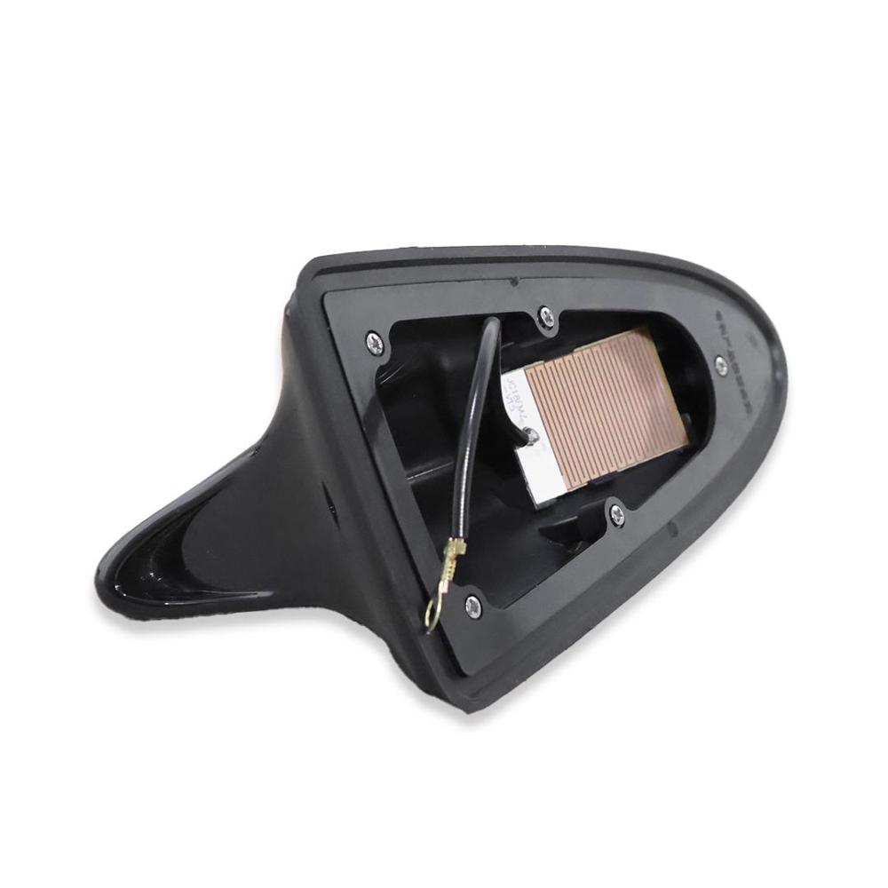 Antena Cola De Tiburón Color Negro