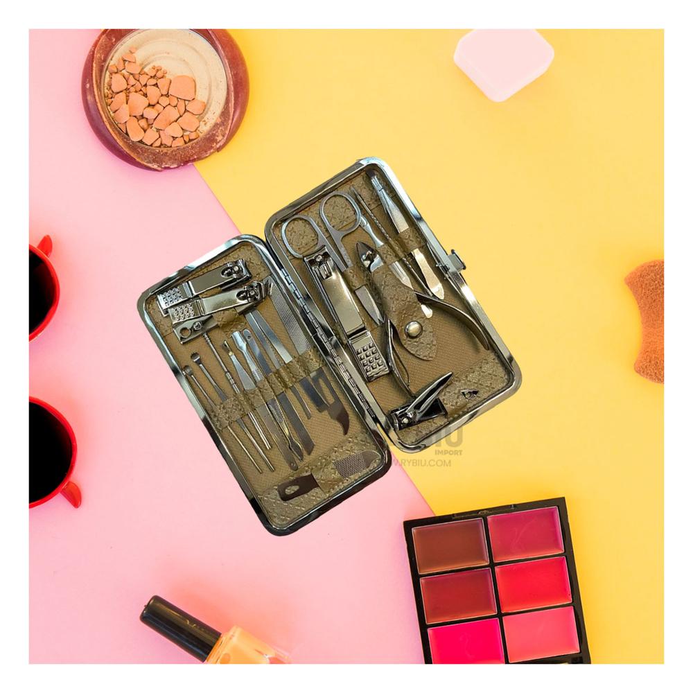 Kit de Manicura en Dorado Y+Envoltorio de Regalo Kit de Manicura en Dorado Y+Envoltorio de Regalo