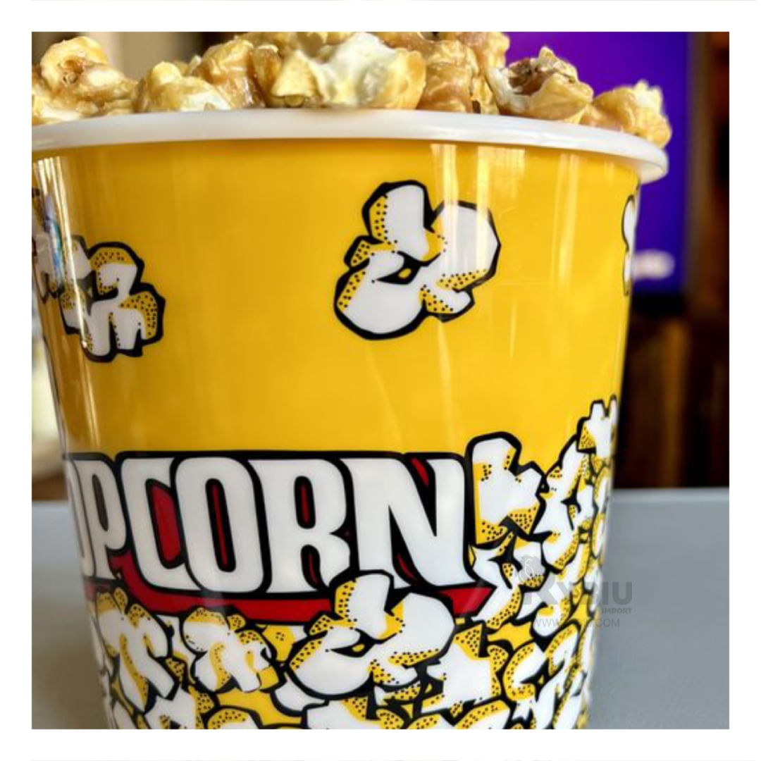 Cubeta de Envase en Tono Amarillo Y+Stickers