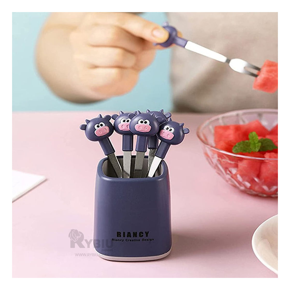 Tenedor Minimalista de Diseño Toro Y+Agendita