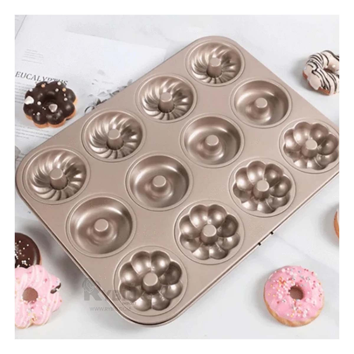 Molde para Postres con 3 Formas en Color Dorado Y+Stickers