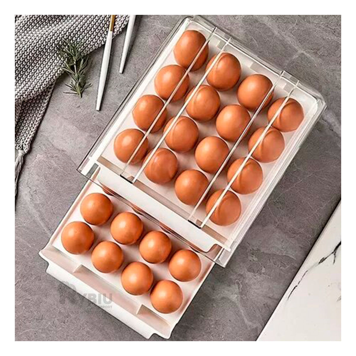 Organizador Moderno de Huevo en Blanco Y+Agendita