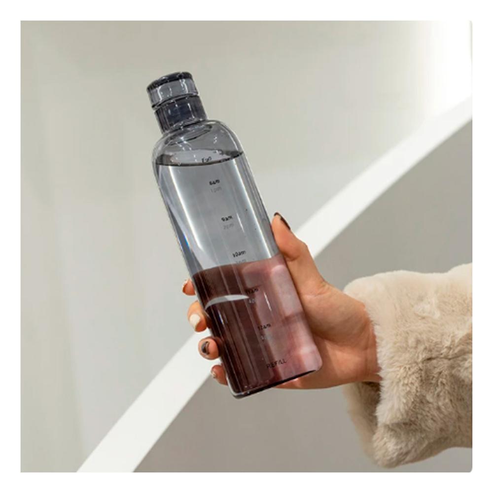 Contenedor de Agua en 500 ml Negro Y+Envoltorio de Regalo