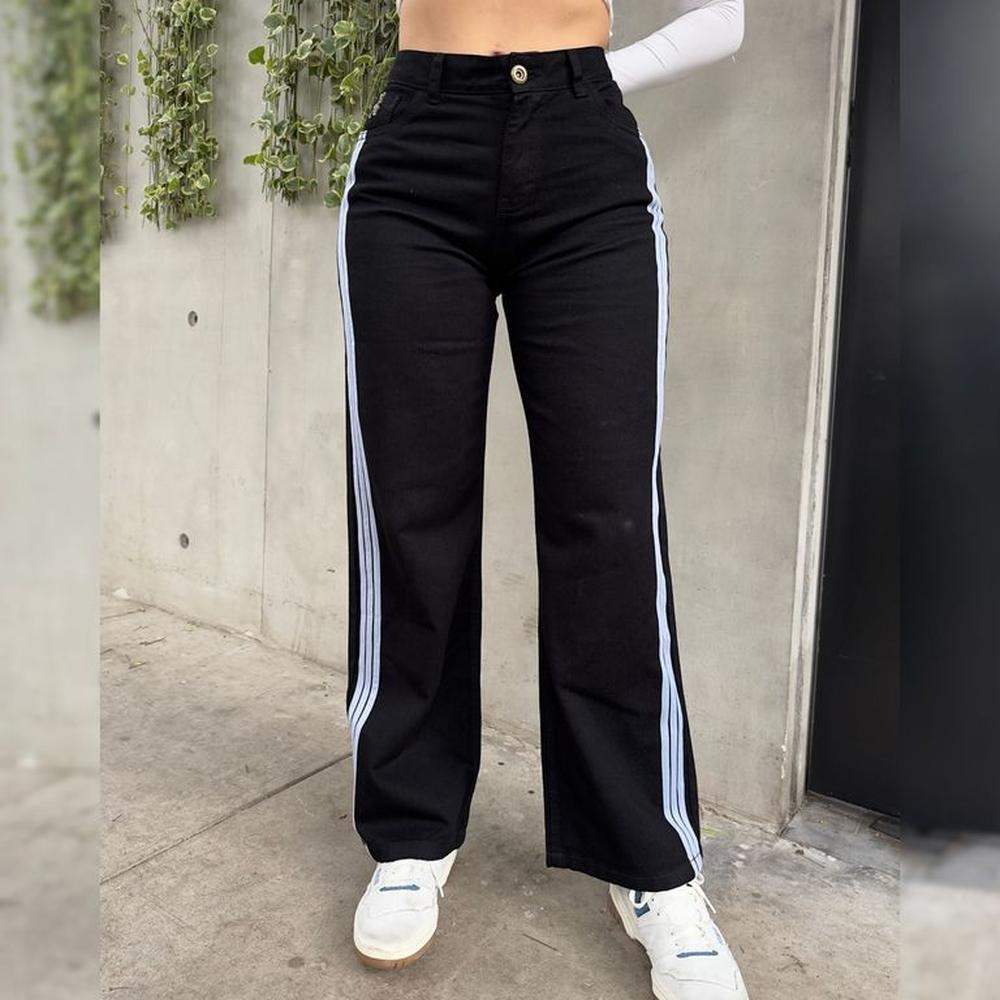 Pantalón Wide Leg Mujer Color Negro