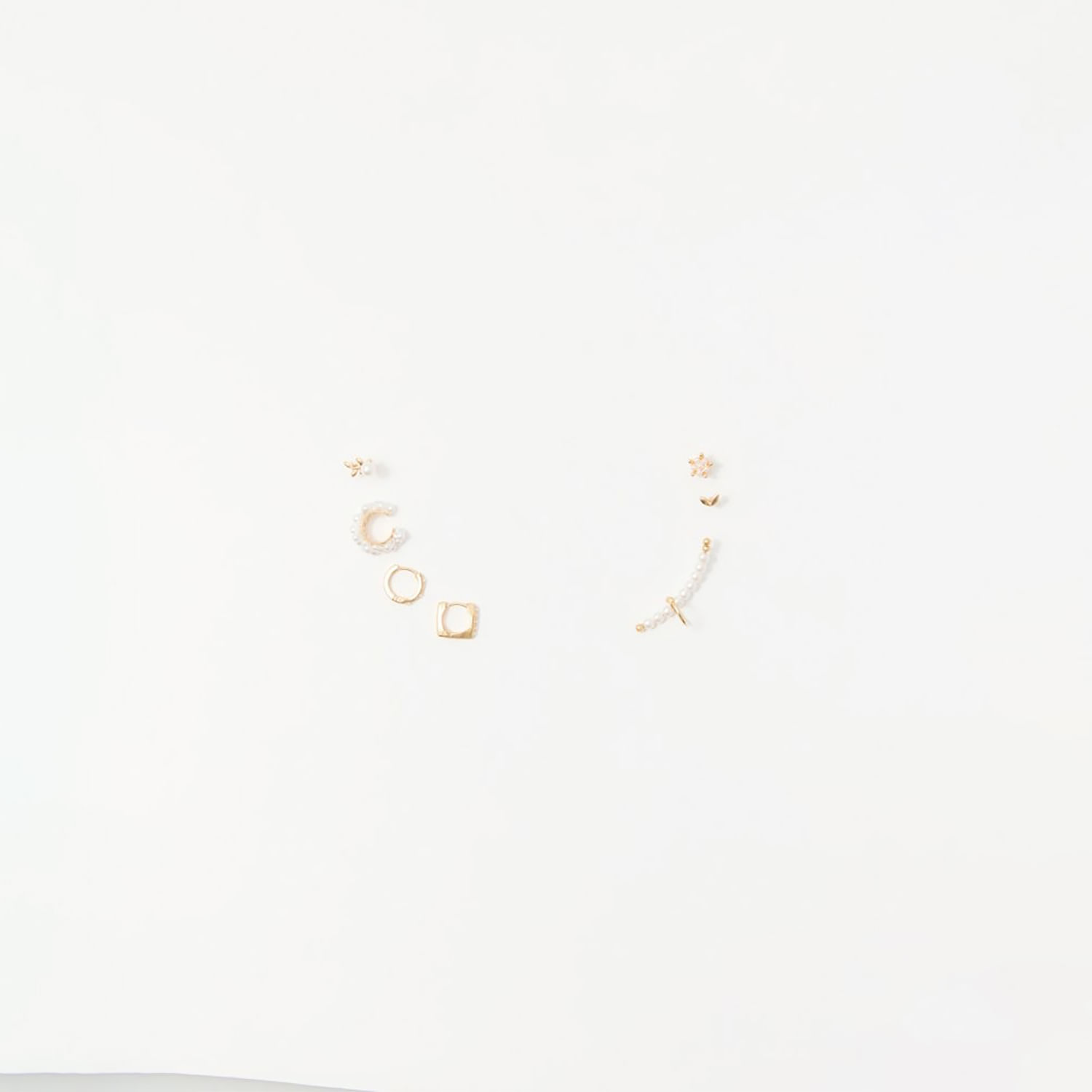 Aretes Mujer Sfera 3 Hojas Piedras Sa Blanco