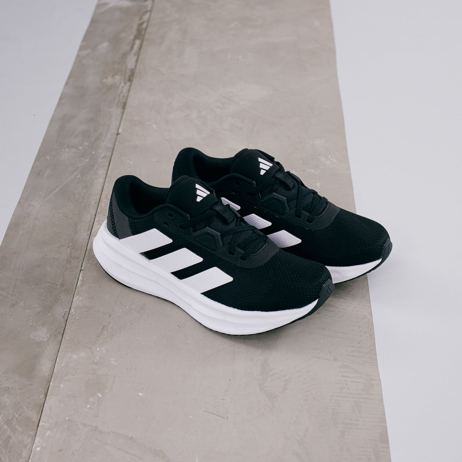 Zapatillas Running Adidas Mujer Galaxy 7 W Id8765 Negro