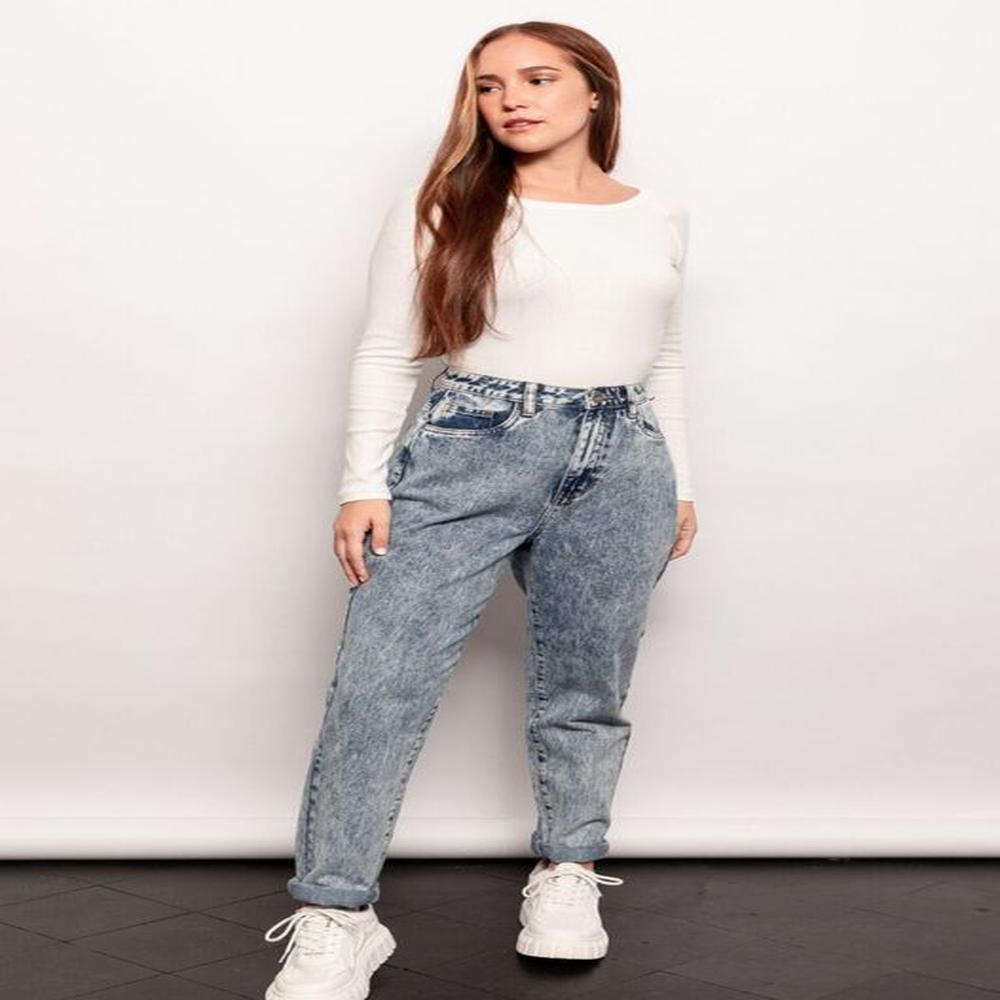 PANTALON MOM JEAN NEVADO
