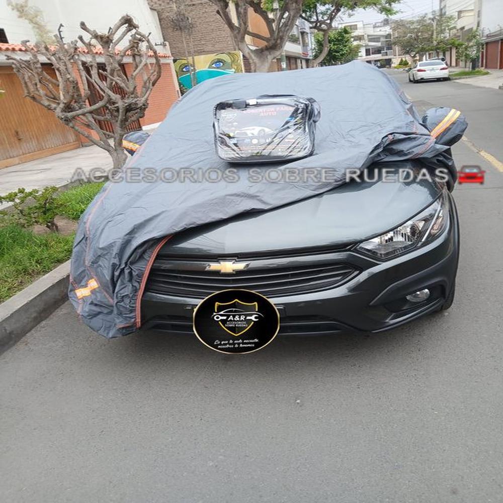 Cobertor CHEVROLET ONIX HATCHBACK impermeable acolchado