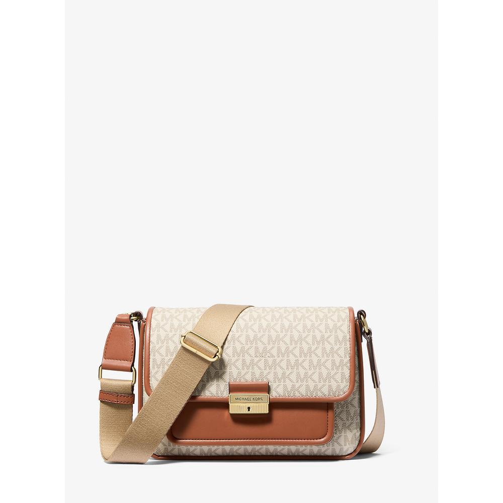 Michael Kors Bolso bandolera de Bradshaw Signature | Vainilla