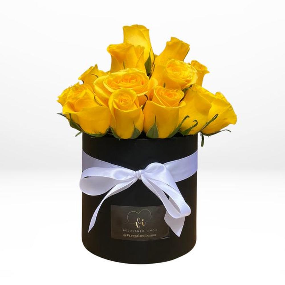 Caja Clásica  24 Rosas Amarillas - Flores Amarillas -  Arreglo floral
