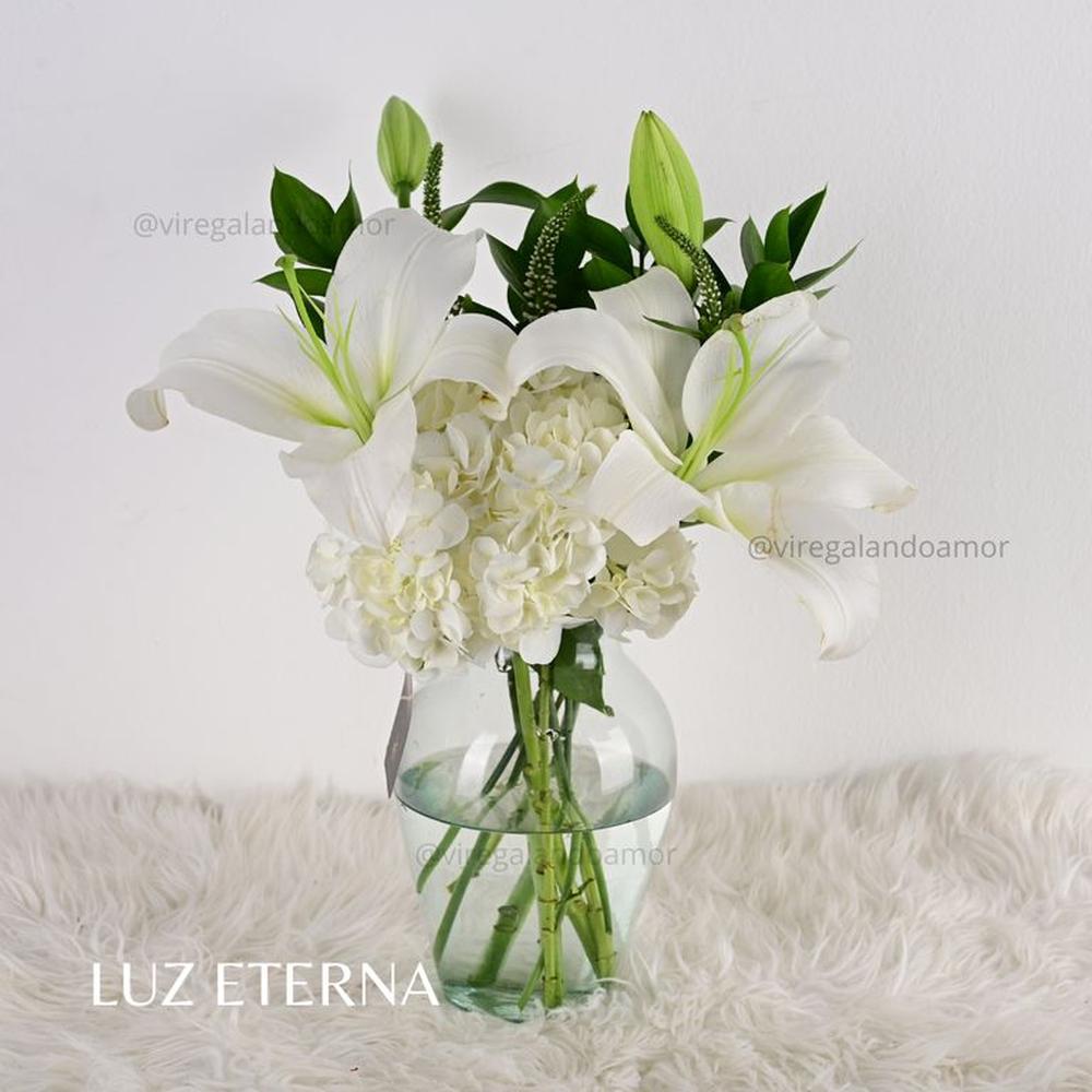 Luz Eterna -  Arreglo Floral