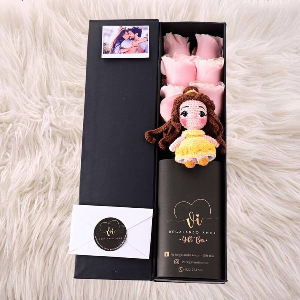 Box Luxury Rosas Pink Mundial + Bella -Arrelgo floral - Princesas